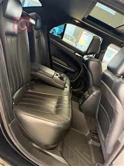 کرایسلەر 300